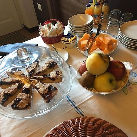 Bb Masotte Bed & Breakfast ซอมมาคัมปาญา ภายนอก รูปภาพ