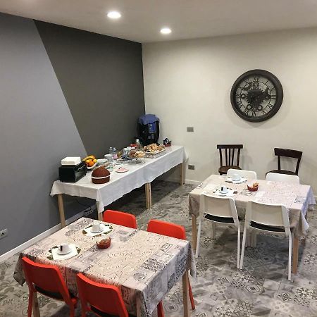 Bb Masotte Bed & Breakfast ซอมมาคัมปาญา ภายนอก รูปภาพ