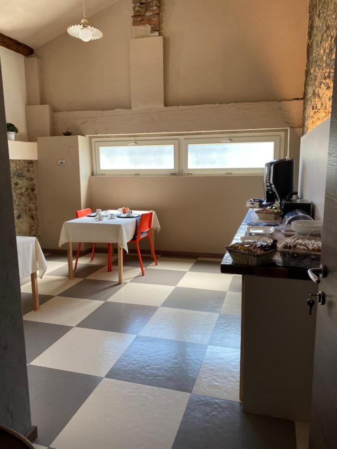 Bb Masotte Bed & Breakfast ซอมมาคัมปาญา ภายนอก รูปภาพ