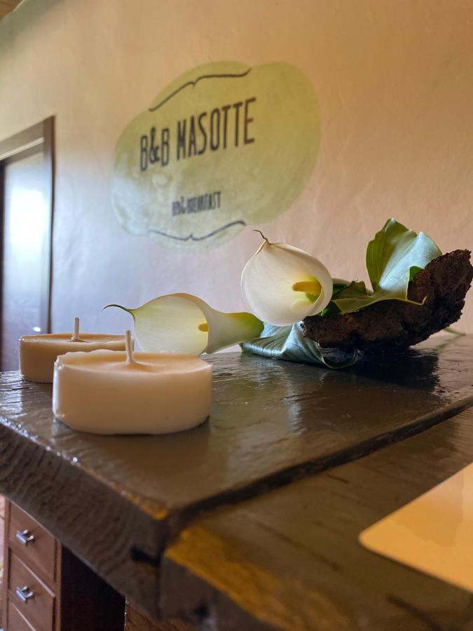 Bb Masotte Bed & Breakfast ซอมมาคัมปาญา ภายนอก รูปภาพ