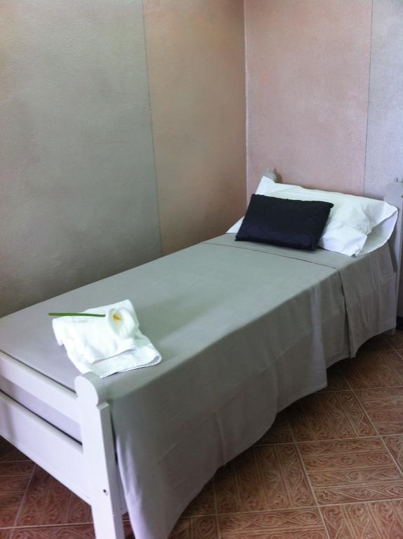Bb Masotte Bed & Breakfast ซอมมาคัมปาญา ภายนอก รูปภาพ