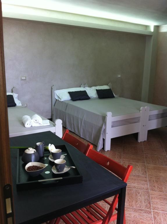 Bb Masotte Bed & Breakfast ซอมมาคัมปาญา ห้อง รูปภาพ