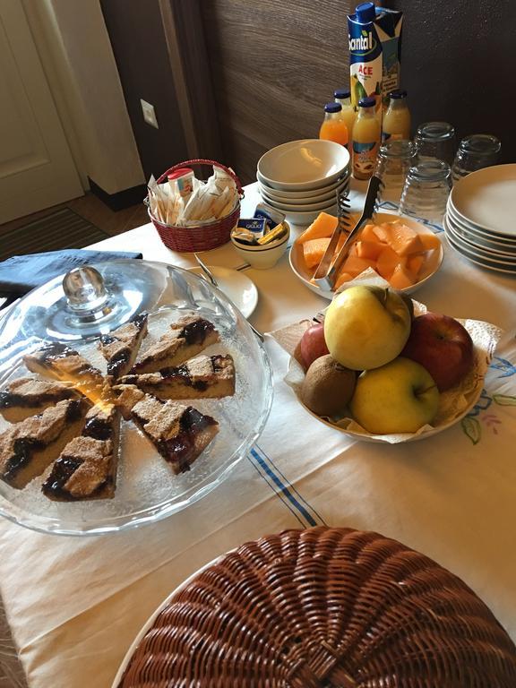 Bb Masotte Bed & Breakfast ซอมมาคัมปาญา ภายนอก รูปภาพ