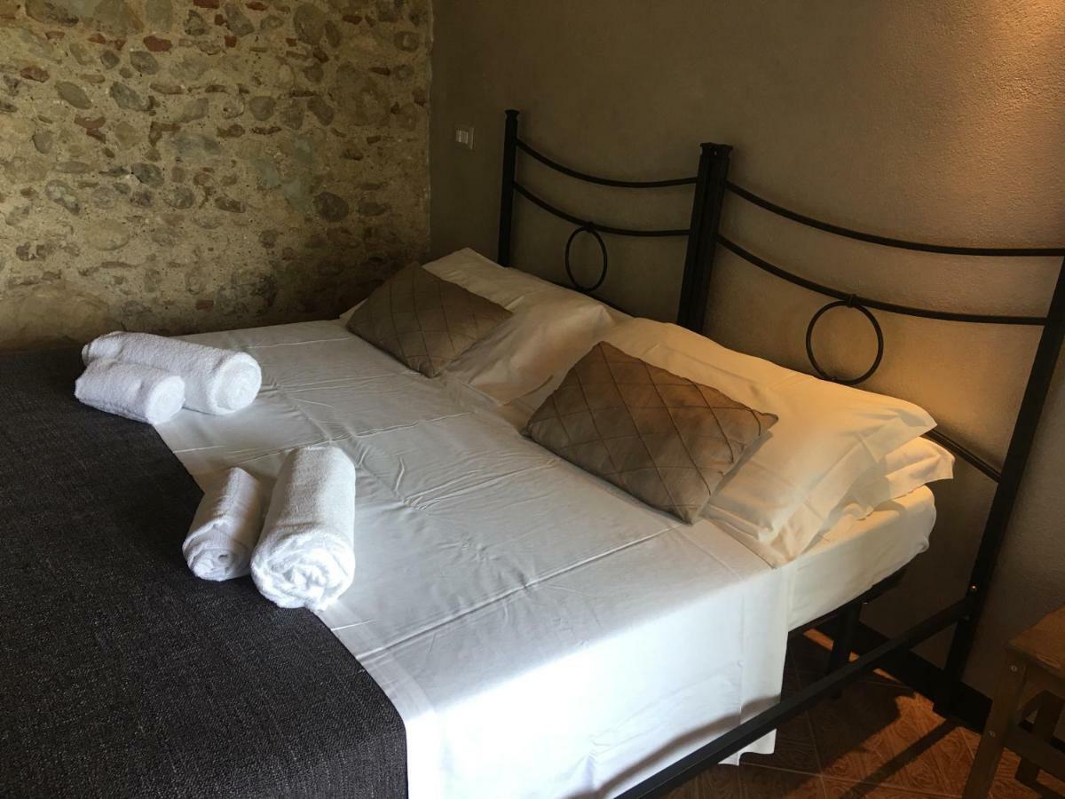 Bb Masotte Bed & Breakfast ซอมมาคัมปาญา ภายนอก รูปภาพ